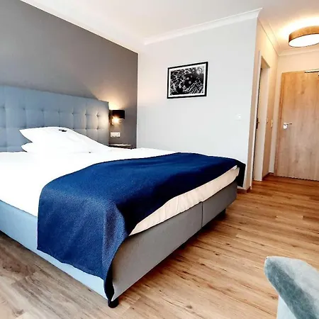 Raeucherhansl Hotel 3*