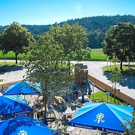 Raeucherhansl Hotel