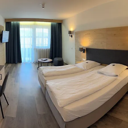 Raeucherhansl Szálloda